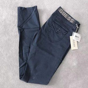 Guess NWT Skinny Leg Low Rise Jeans